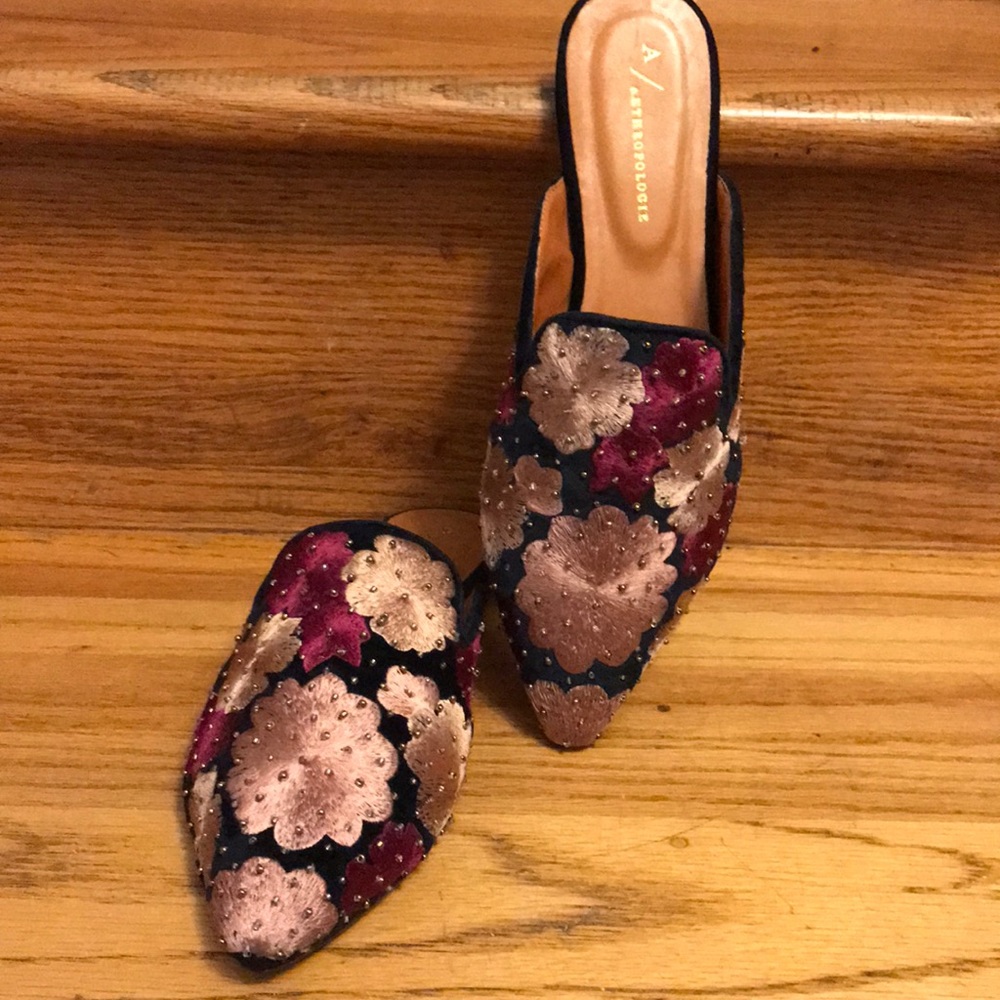 Brand new Anthropologie floral slides